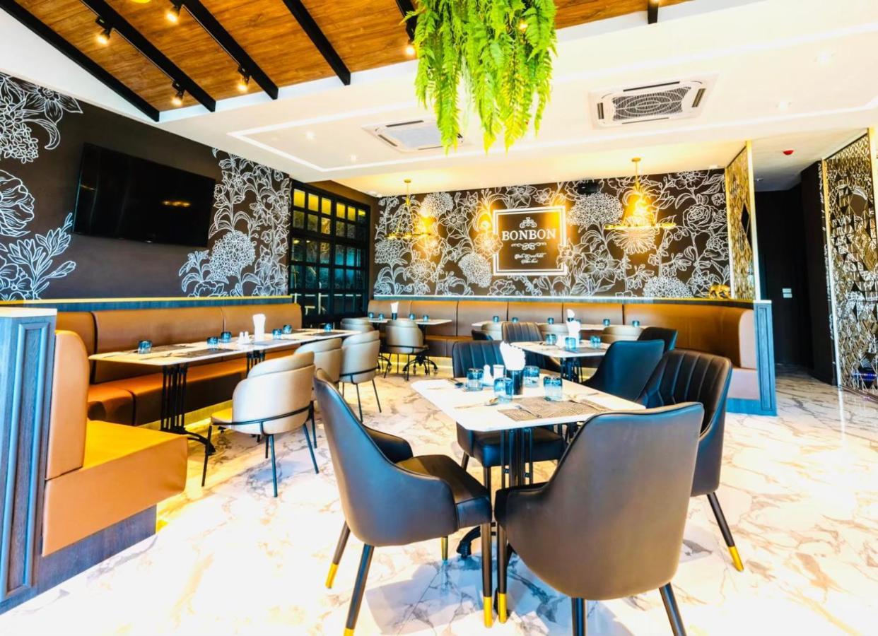 百丽大酒店【SHA Extra Plus】 乌隆他尼 外观 照片